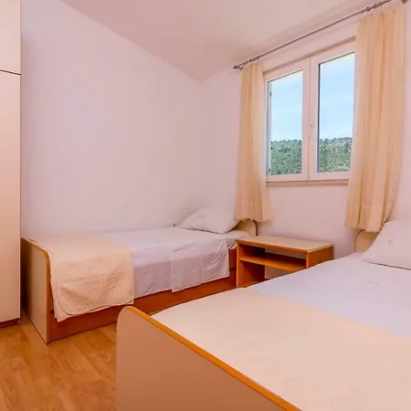 Vincic * Rogoznica (Sibenik-Knin)