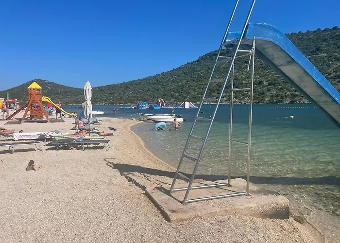 Vincic * Rogoznica (Sibenik-Knin)