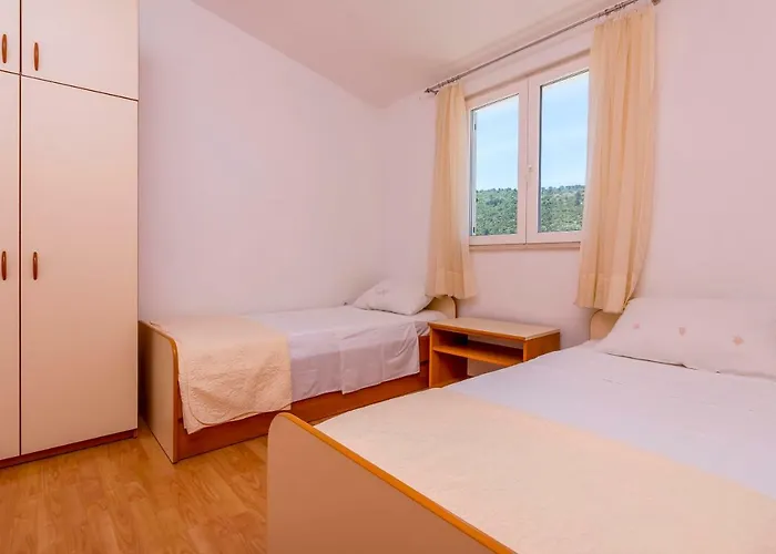 Vincic * Rogoznica (Sibenik-Knin)